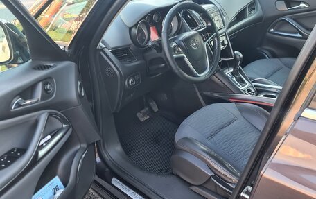 Opel Zafira C рестайлинг, 2012 год, 650 000 рублей, 7 фотография