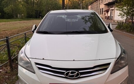 Hyundai Solaris II рестайлинг, 2014 год, 700 000 рублей, 4 фотография