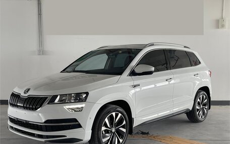 Skoda Karoq I, 2022 год, 1 915 000 рублей, 1 фотография
