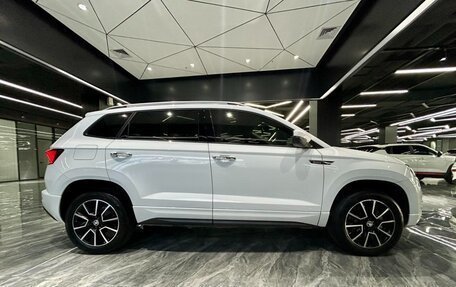 Skoda Karoq I, 2022 год, 1 920 000 рублей, 4 фотография