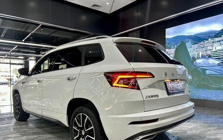 Skoda Karoq I, 2022 год, 1 920 000 рублей, 7 фотография