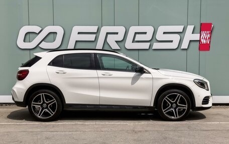 Mercedes-Benz GLA, 2019 год, 1 999 000 рублей, 5 фотография