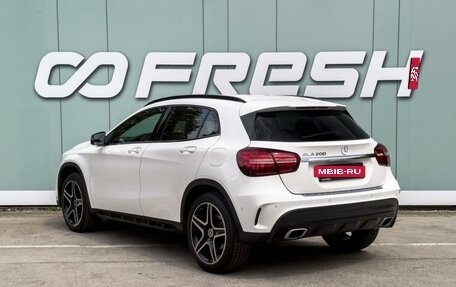 Mercedes-Benz GLA, 2019 год, 1 999 000 рублей, 2 фотография