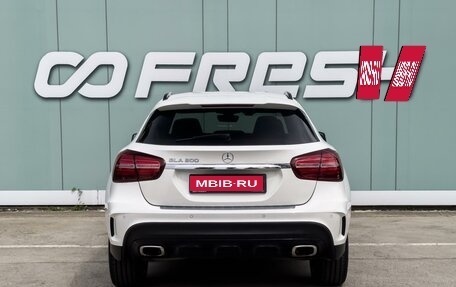 Mercedes-Benz GLA, 2019 год, 1 999 000 рублей, 4 фотография