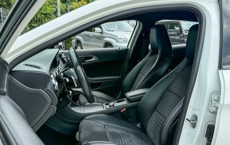 Mercedes-Benz GLA, 2019 год, 1 999 000 рублей, 10 фотография