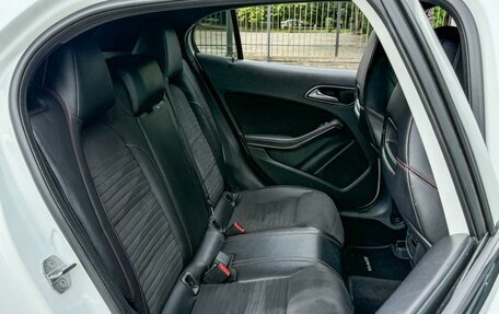 Mercedes-Benz GLA, 2019 год, 1 999 000 рублей, 7 фотография