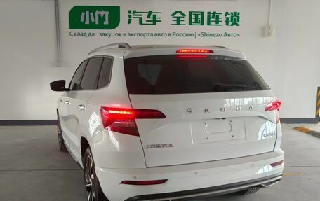 Skoda Karoq I, 2022 год, 1 915 000 рублей, 7 фотография
