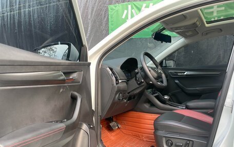 Skoda Karoq I, 2022 год, 1 915 000 рублей, 9 фотография