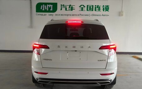 Skoda Karoq I, 2022 год, 1 915 000 рублей, 6 фотография