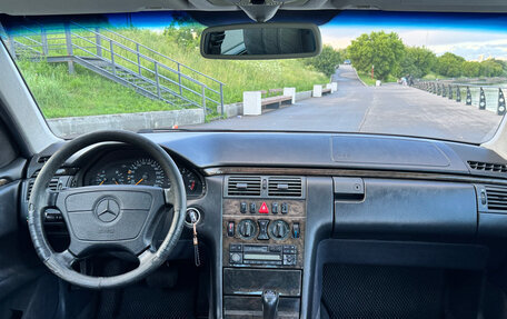 Mercedes-Benz E-Класс, 1998 год, 430 000 рублей, 9 фотография