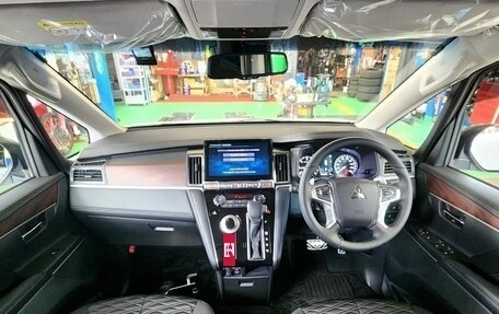 Mitsubishi Delica D:5 I, 2023 год, 2 560 000 рублей, 6 фотография