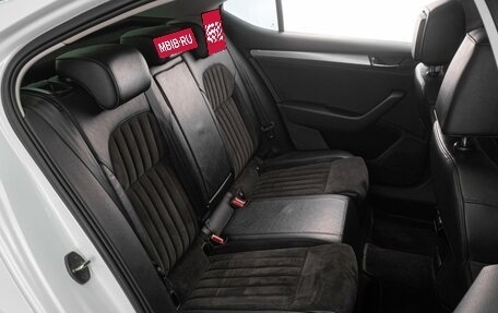 Skoda Superb III рестайлинг, 2015 год, 1 599 000 рублей, 11 фотография
