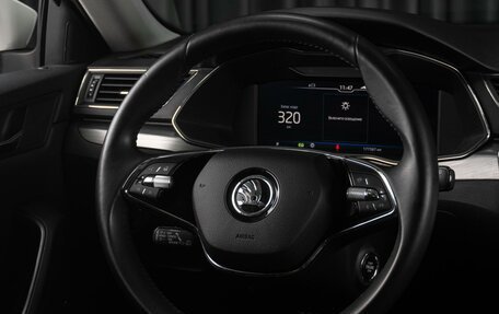 Skoda Superb III рестайлинг, 2015 год, 1 599 000 рублей, 26 фотография