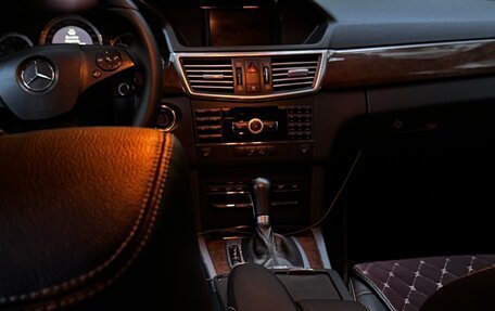 Mercedes-Benz E-Класс, 2009 год, 1 130 000 рублей, 7 фотография
