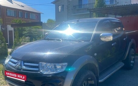 Mitsubishi L200 IV рестайлинг, 2014 год, 1 730 000 рублей, 3 фотография