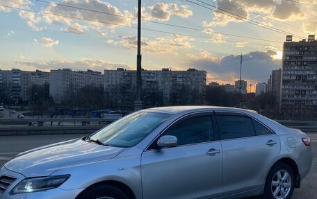 Toyota Camry, 2006 год, 650 000 рублей, 2 фотография