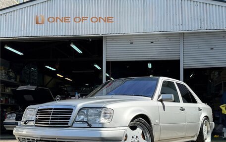 Mercedes-Benz E-Класс, 1995 год, 9 800 000 рублей, 1 фотография
