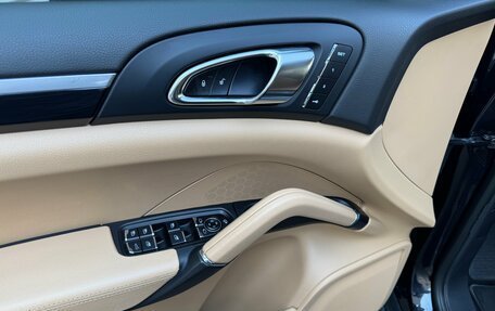 Porsche Cayenne III, 2015 год, 3 790 000 рублей, 22 фотография