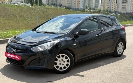 Hyundai i30 II рестайлинг, 2013 год, 759 000 рублей, 2 фотография