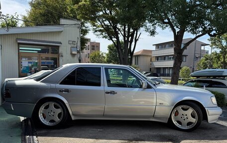 Mercedes-Benz E-Класс, 1995 год, 9 800 000 рублей, 5 фотография
