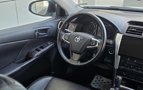 Toyota Camry, 2017 год, 1 590 000 рублей, 12 фотография