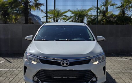 Toyota Camry, 2017 год, 1 590 000 рублей, 7 фотография