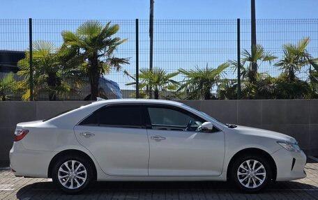 Toyota Camry, 2017 год, 1 590 000 рублей, 5 фотография