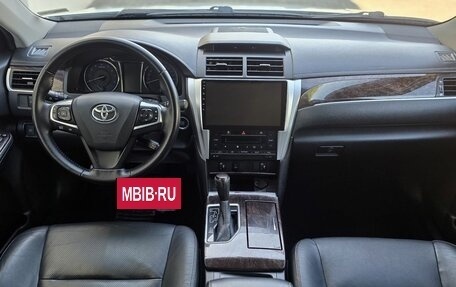 Toyota Camry, 2017 год, 1 590 000 рублей, 11 фотография