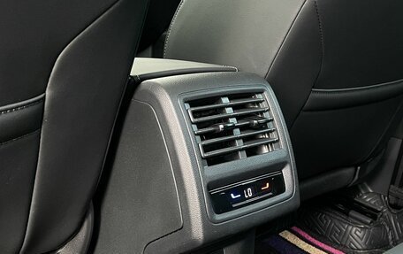 Volkswagen Golf VIII, 2024 год, 3 570 000 рублей, 16 фотография