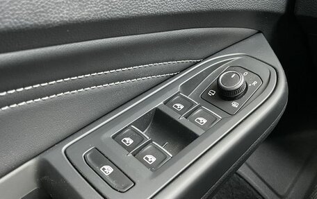 Volkswagen Golf VIII, 2024 год, 3 570 000 рублей, 19 фотография
