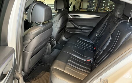BMW 5 серия, 2018 год, 3 550 000 рублей, 20 фотография