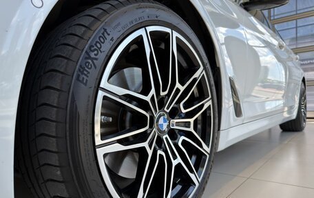 BMW 5 серия, 2018 год, 3 550 000 рублей, 28 фотография