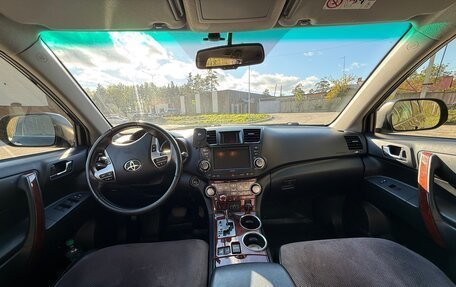Toyota Highlander III, 2013 год, 2 100 000 рублей, 5 фотография