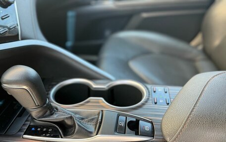 Toyota Camry, 2018 год, 2 990 000 рублей, 13 фотография