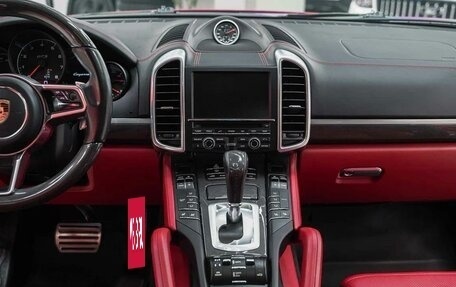 Porsche Cayenne III, 2016 год, 4 945 000 рублей, 8 фотография