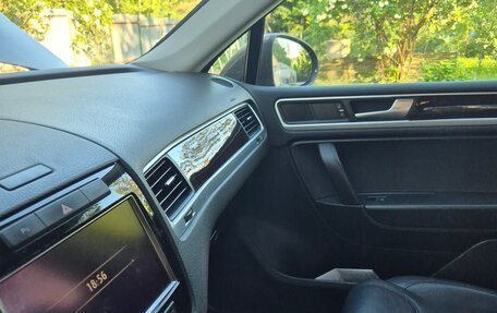 Volkswagen Touareg III, 2012 год, 1 900 000 рублей, 12 фотография