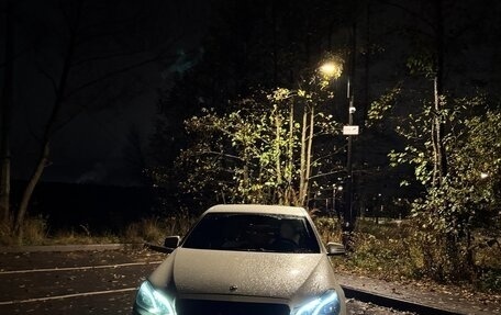 Mercedes-Benz E-Класс, 2013 год, 2 400 000 рублей, 6 фотография