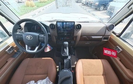 Toyota Land Cruiser 70, 2025 год, 9 860 000 рублей, 9 фотография