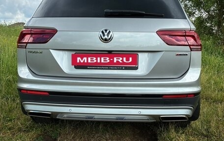 Volkswagen Tiguan II, 2020 год, 2 850 000 рублей, 4 фотография