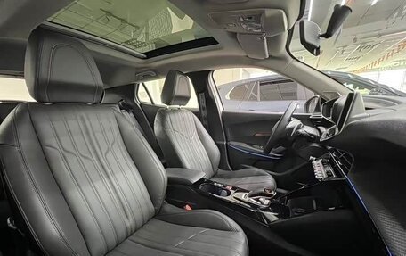 Peugeot 2008 II, 2023 год, 1 534 000 рублей, 8 фотография