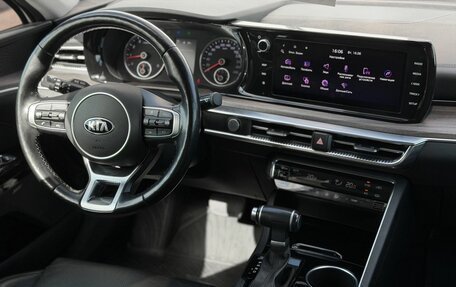 KIA K5, 2020 год, 2 420 000 рублей, 28 фотография