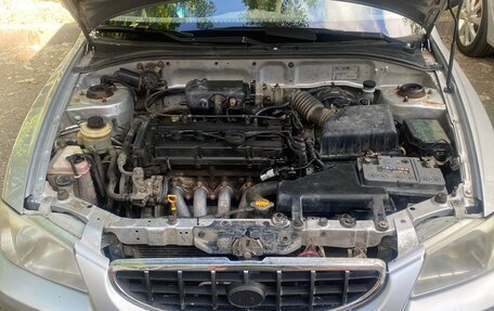 Hyundai Accent II, 2004 год, 210 000 рублей, 2 фотография