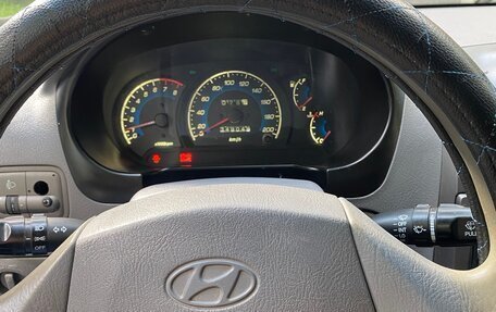Hyundai Accent II, 2004 год, 210 000 рублей, 6 фотография