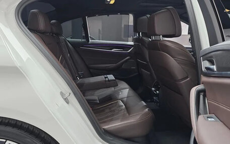 BMW 5 серия, 2022 год, 4 650 000 рублей, 14 фотография