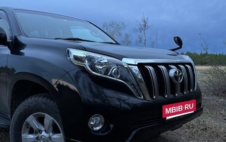 Toyota Land Cruiser Prado 150 рестайлинг 2, 2014 год, 3 550 000 рублей, 5 фотография