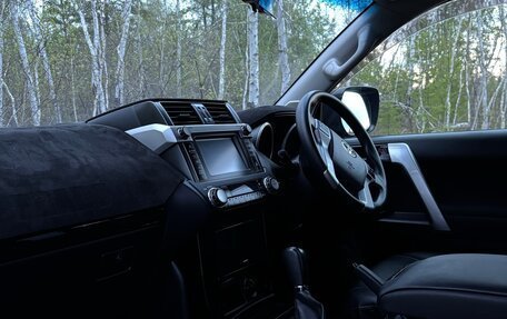 Toyota Land Cruiser Prado 150 рестайлинг 2, 2014 год, 3 550 000 рублей, 9 фотография