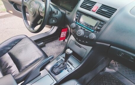 Honda Accord VII рестайлинг, 2007 год, 850 000 рублей, 18 фотография