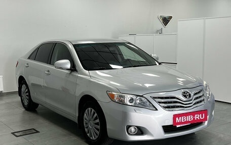 Toyota Camry, 2011 год, 1 170 000 рублей, 2 фотография