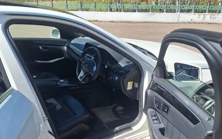 Mercedes-Benz E-Класс, 2011 год, 1 670 000 рублей, 6 фотография