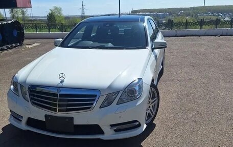 Mercedes-Benz E-Класс, 2011 год, 1 670 000 рублей, 13 фотография